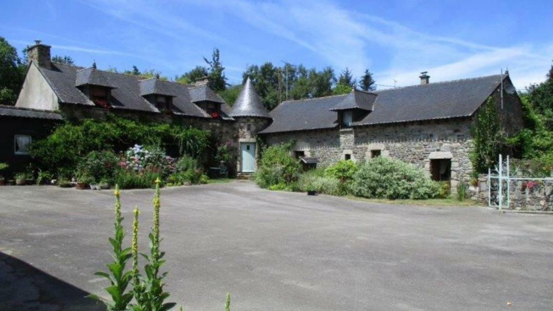 Le Petit Chateau Noyal-Pontivy Kültér fotó